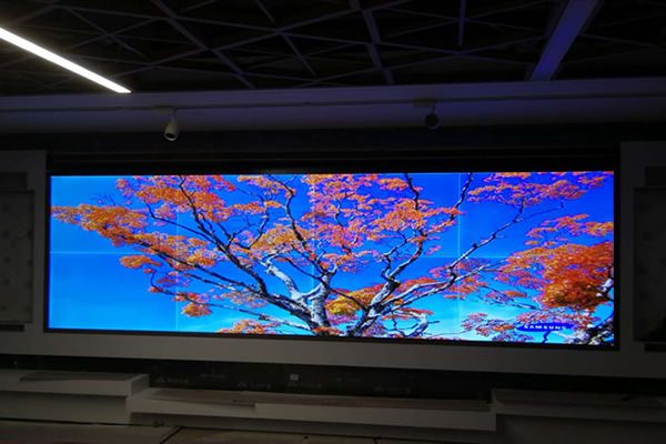 無縫拼接屏在城市售樓中心的應(yīng)用能起到哪些作用？